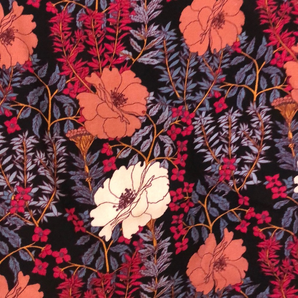 Floral blouse - Picture 2 of 3
